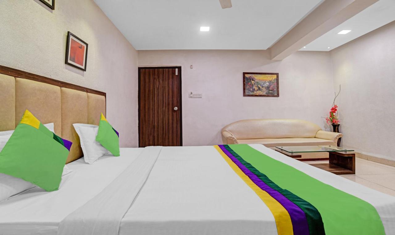 Hotel Treebo Trend Royal Galaxy Park Indore Exterior foto